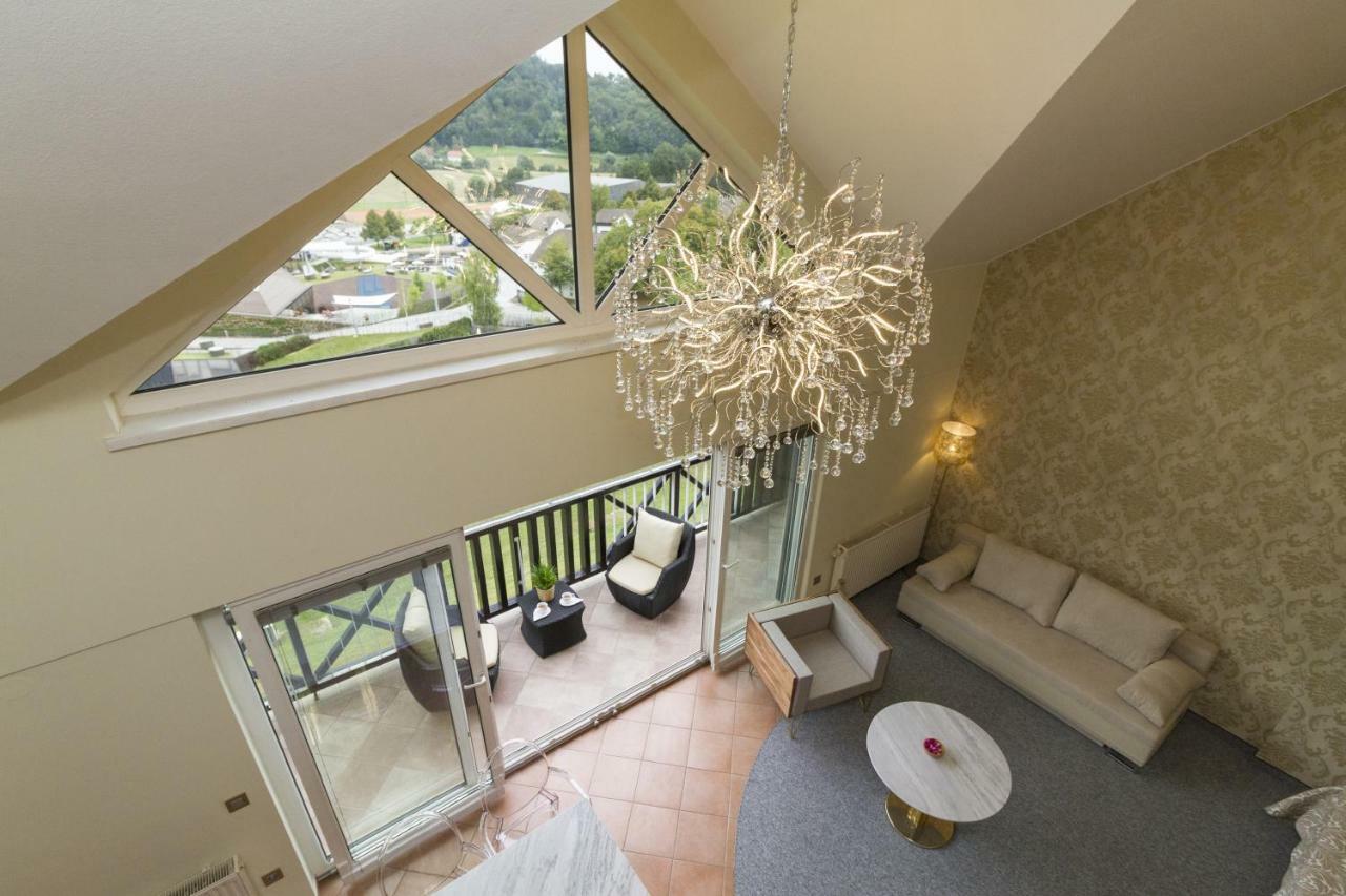 Apartamento de 79 m² en Podcetrtek, con 2 habitación Exterior foto